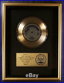 Barry Manilow Mandy 45 Gold RIAA Record Award Bell Records To Barry Manilow