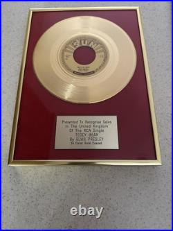 Elvis Presley That's All Right Gold Record ERROR! Plaque Says Teddy Bear Elvis Presley That's All Right Gold Record ERROR! Plaque Says Teddy Bear