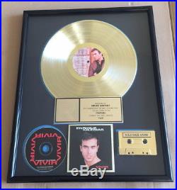 Enrique Iglesias RIAA Gold Award goldene Schallplatte VIVIR Fernan Martinez