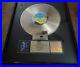 Linda-Ronstadt-Neil-Young-LP-Gold-RIAA-Record-Award-Presented-To-Linda-Ronstadt-01-dhis