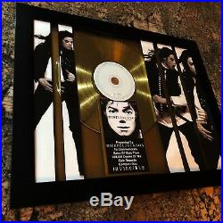 Michael Jackson INVINCIBLE Gold Record Music Award Album Disc