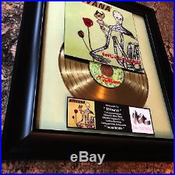 Nirvana Incesticide Gold Record Disc Album Music Award MTV RIAA Kurt Cobain
