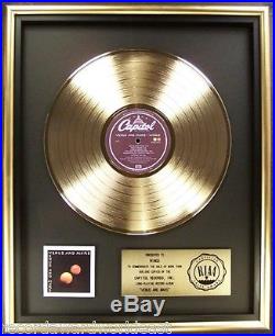 Paul McCartney & Wings Venus And Mars LP Gold RIAA Record Award Capitol To Wings
