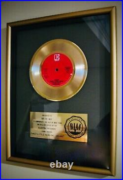 QUEENCRAZY LITTLE THING CALLED LOVERIAA Gold Record Award To BRIAN MAY