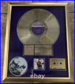 Queen Latifah Black Rain RIAA Gold CD Record Cassette Award READ