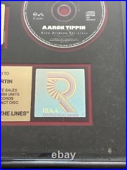 RARE AARON TIPPIN RIAA CERTIFIED FRAMED GOLD RECORD AWARD Read Between The Lines