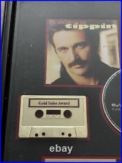 RARE AARON TIPPIN RIAA CERTIFIED FRAMED GOLD RECORD AWARD Read Between The Lines