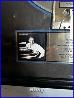 Rare Frank Sinatra RIAA Gold Record Award Ol' Blue Eyes Is Back Authentic