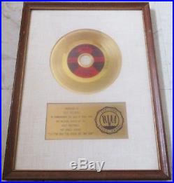 Riaa Otis Redding (sittin' On) The Dock Of The Bay Gold Record Award