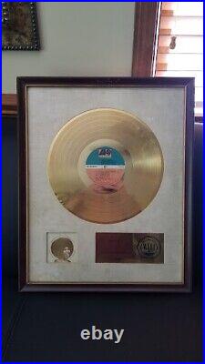 Roberta Flack Quiet Fire Riaa Gold Record Award Presented Wea Chicago