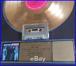 The Hooters RIAA Gold Award Nervous Night All You Zombies goldene Schallplatte