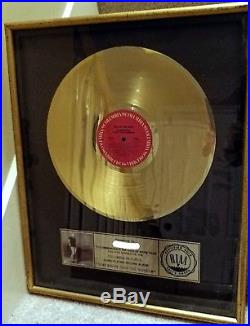 WILLIE NELSON Somewhere Over The Rainbow Gold Record Award RIAA